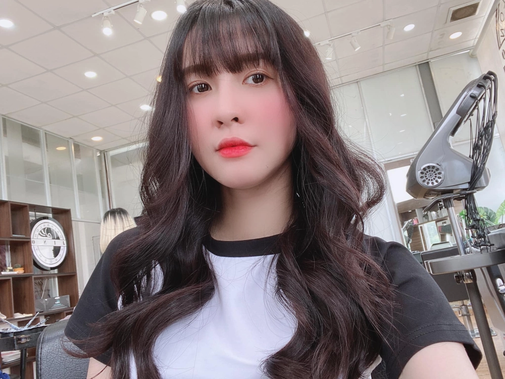 ngân sát thủ wiki là nơi tổng hợp thông tin về cuộc đời và sự nghiệp của cô