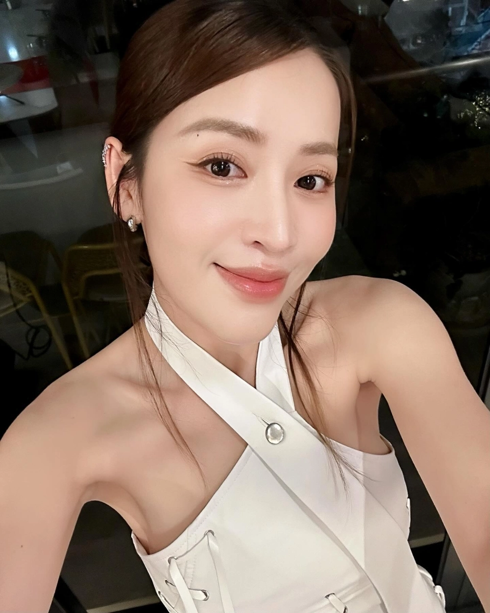 Puka tiểu sử cung cấp những thông tin quan trọng về cuộc đời và sự nghiệp của cô.