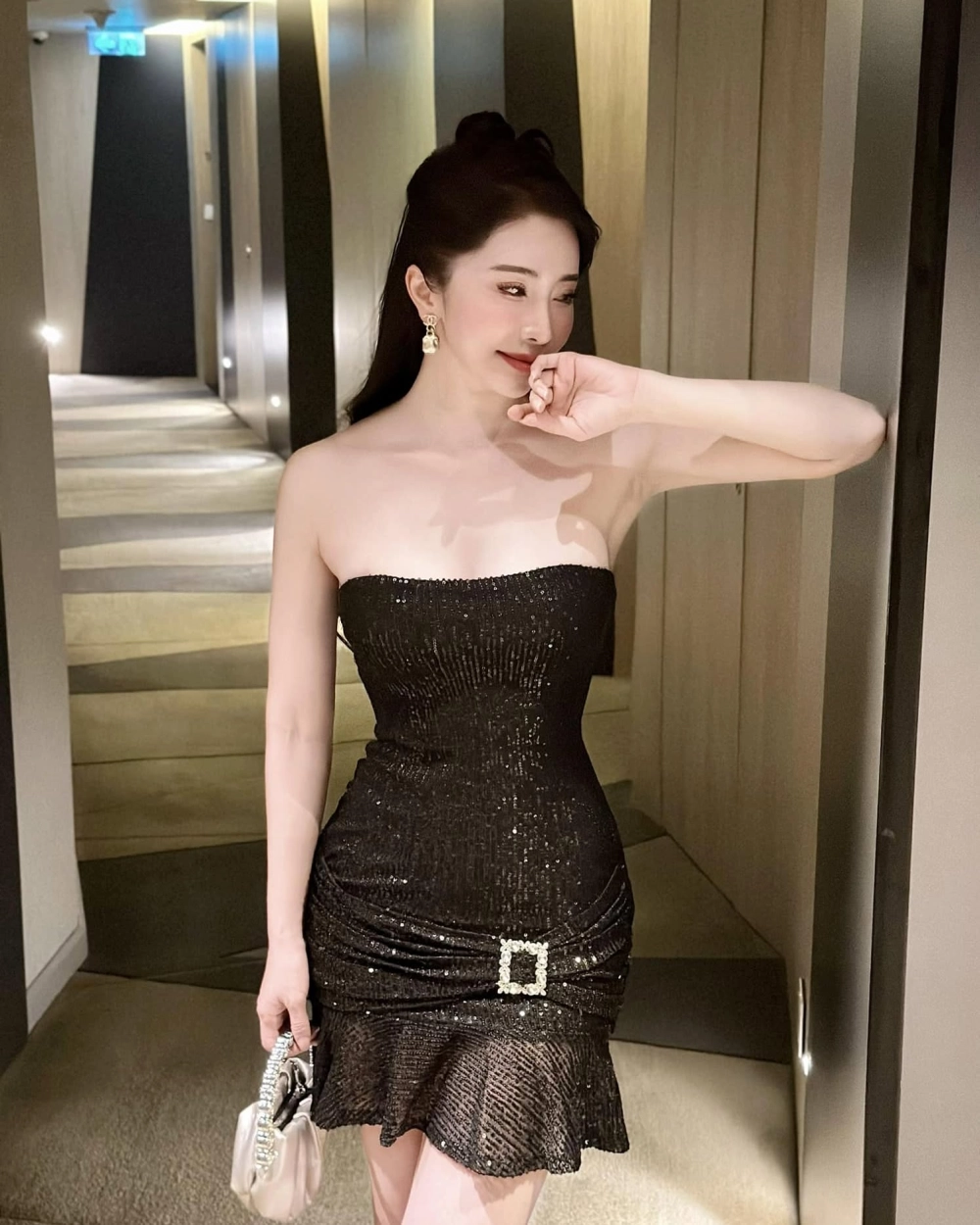 Chia sẻ thông tin về chiều cao ấn tượng của quỳnh nga cao bao nhiêu