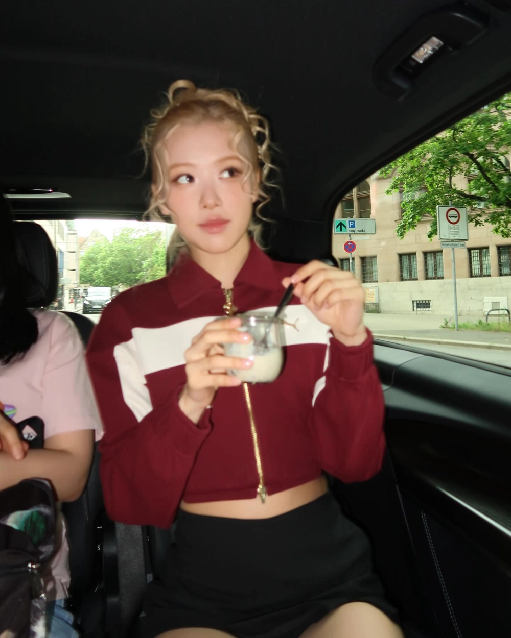 Rosé đẹp, nhan sắc làm mê mẩn mọi fan