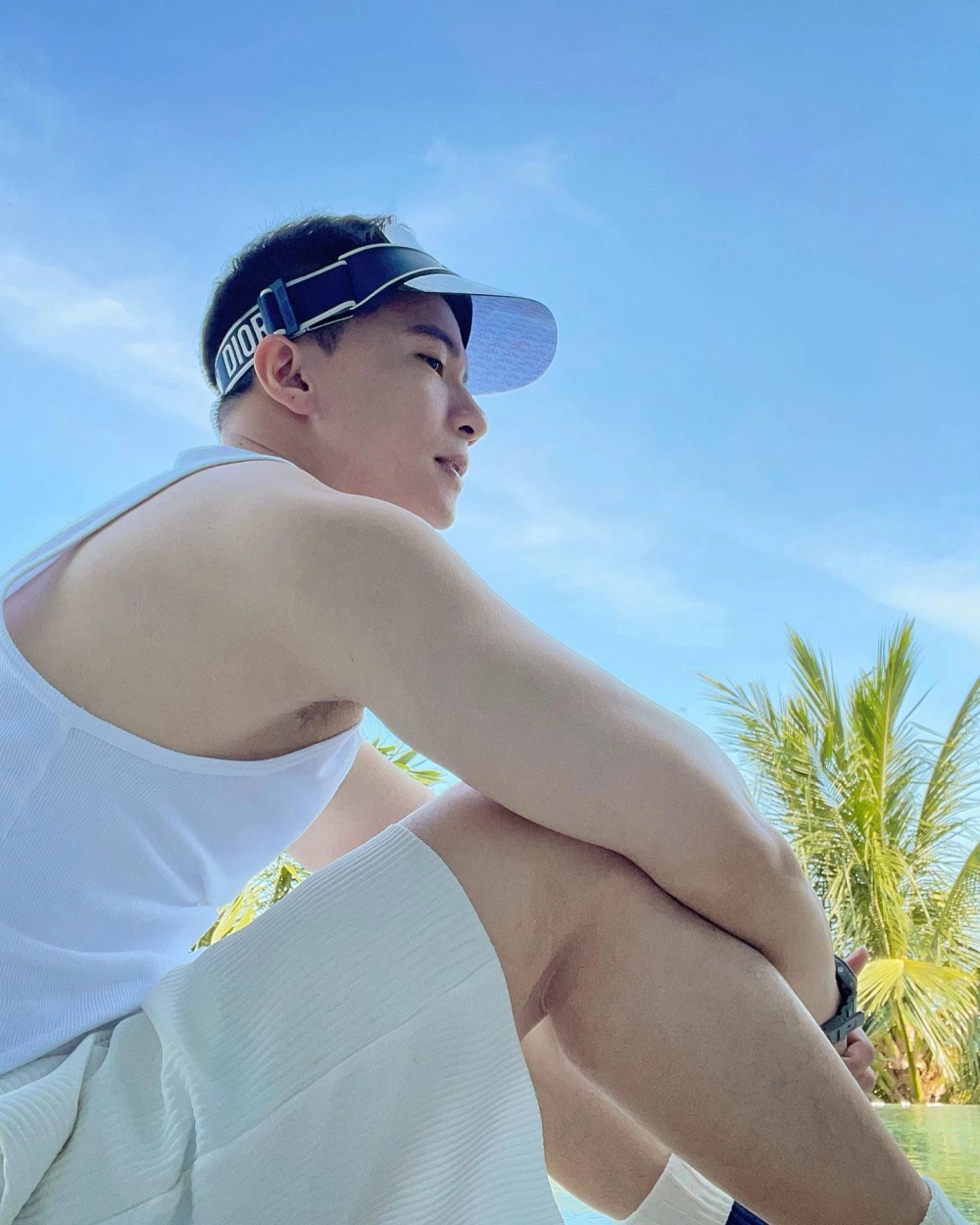 S.T Sơn Thạch từ thiện là những hoạt động mà anh tham gia để giúp đỡ cộng đồng.