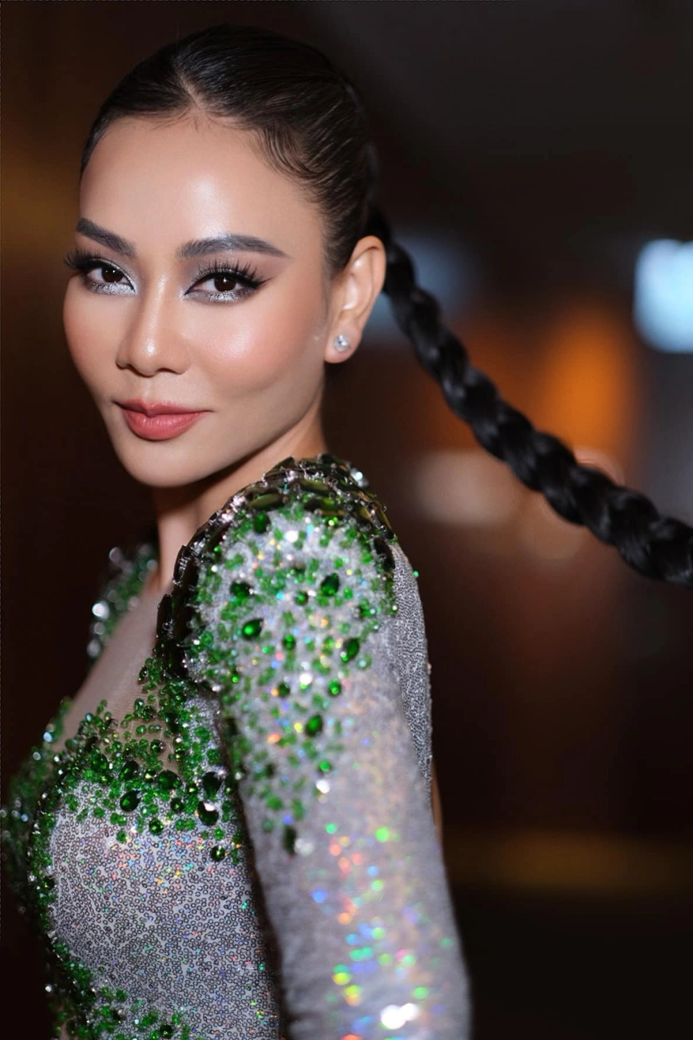 Tìm lời bài hát Bay của Thu Minh để hát cùng bạn bè
