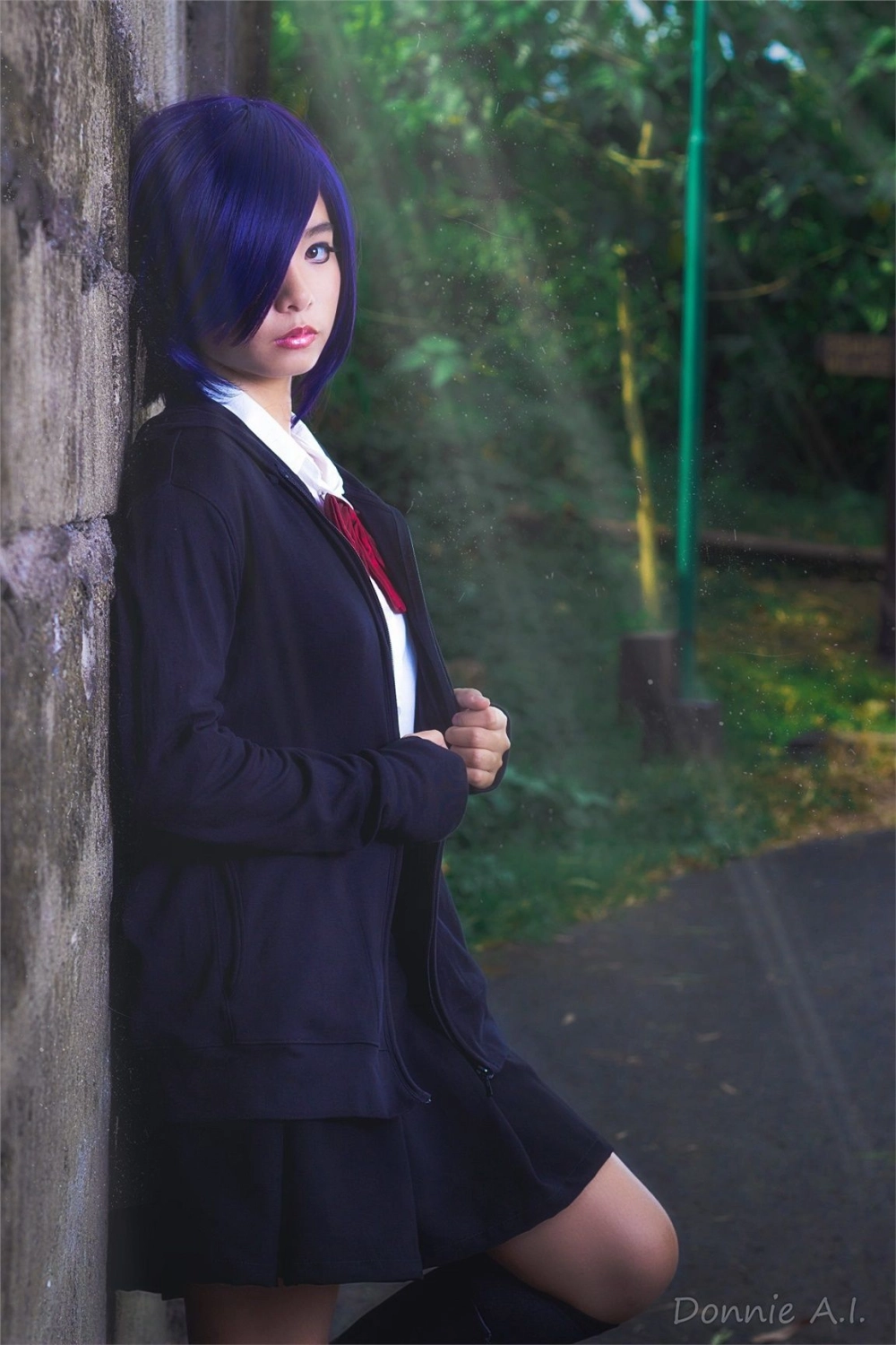 Toka Kirishima cosplay mang màu tóc tím cực cuốn hút