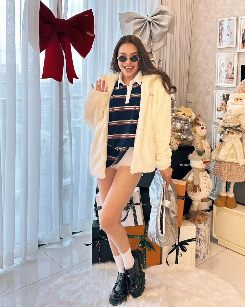 Cùng tìm hiểu thông tin về năm sinh của Người mẫu Trà Ngọc Hằng và hành trình sự nghiệp.