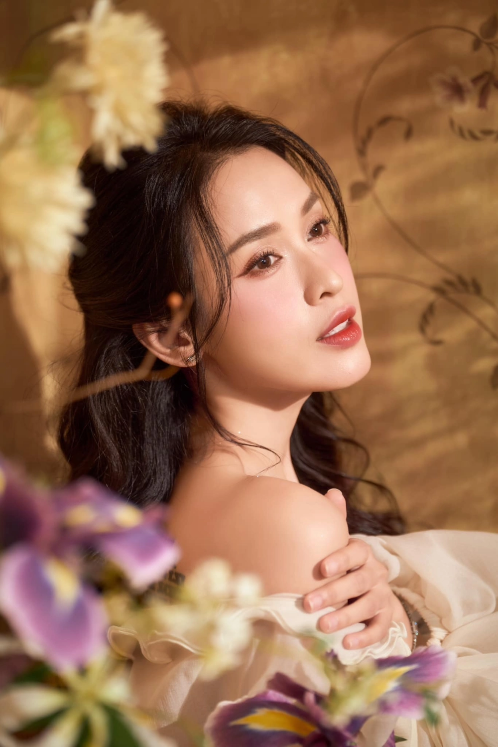 Lê Tú Vi sinh năm bao nhiêu? Cô sinh năm 1990, là nữ diễn viên xinh đẹp và tài năng