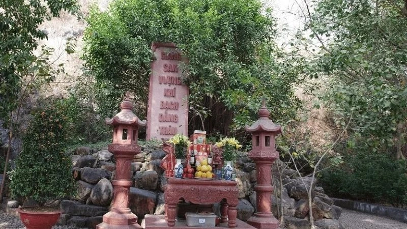 Khu di tích Bạch Đằng Giang địa điểm du lịch văn hóa hấp dẫn