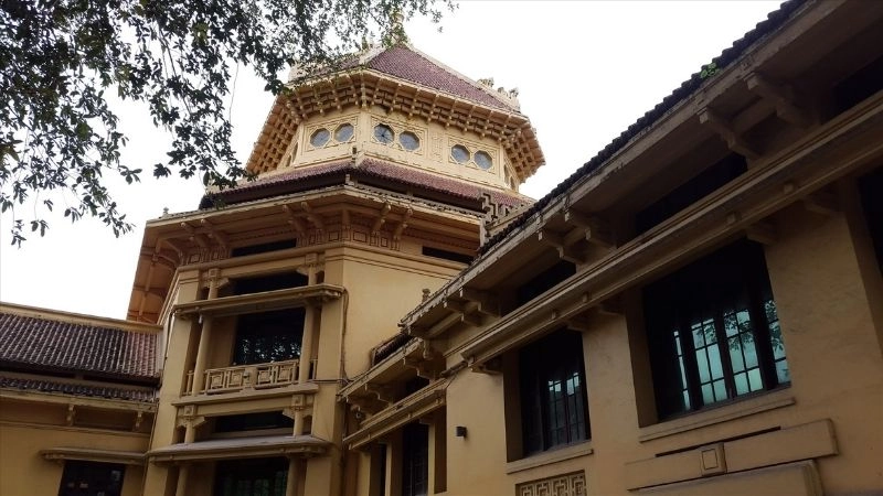 Bảo tàng Lịch sử Việt Nam có gì hấp dẫn lôi cuốn khách thập phương