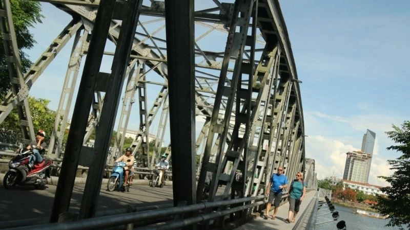 Trải nghiệm cá nhân khi thăm Cầu Trường Tiền Huế