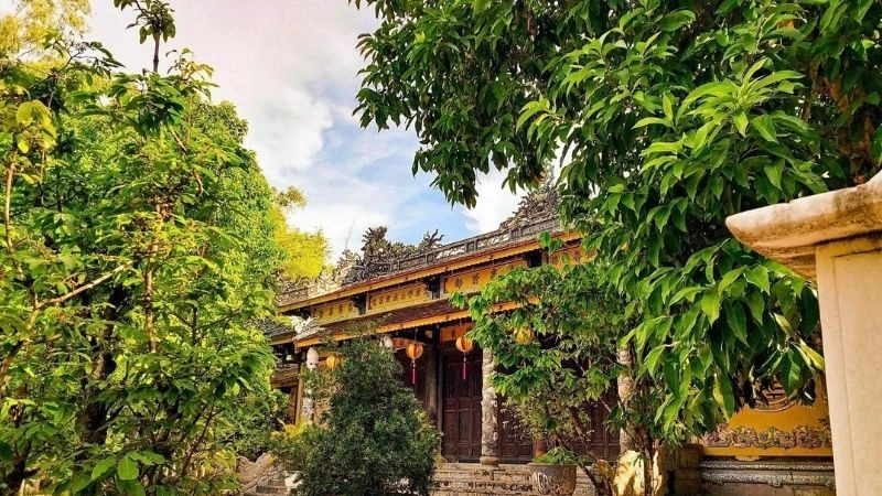 Chùa Báo Quốc Huế ngôi cổ tự linh thiêng trầm mặc