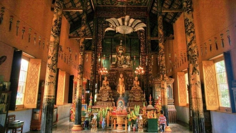 Du lịch Sóc Trăng ghé thăm Chùa Khléang cổ kính uy nghi