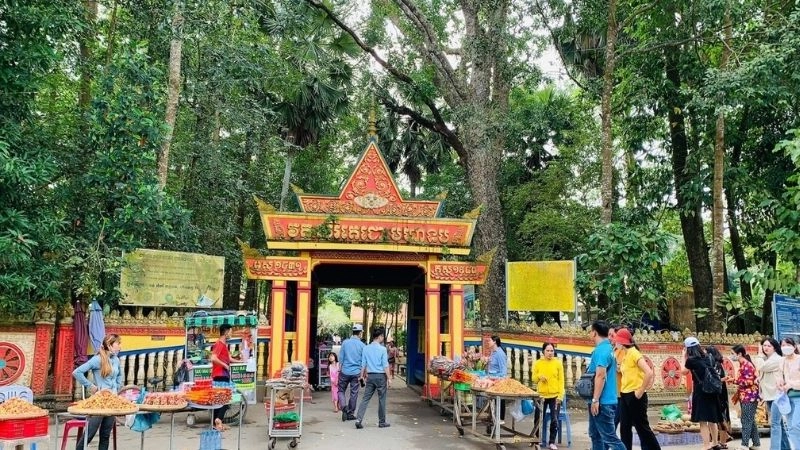 Trải nghiệm cá nhân khi thăm chùa Mahatup