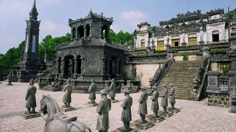 Lăng tẩm Huế tinh hoa kiến trúc cổ kính bậc nhất