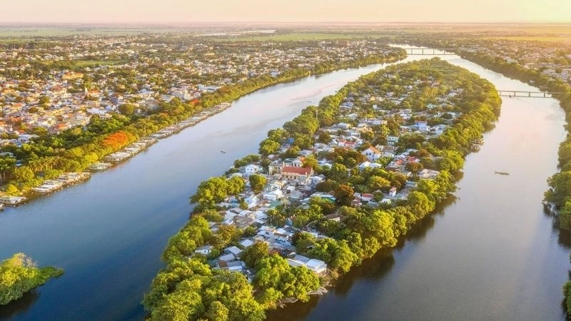 Sông Hương Huế thơ mộng gắn với bao giai điệu