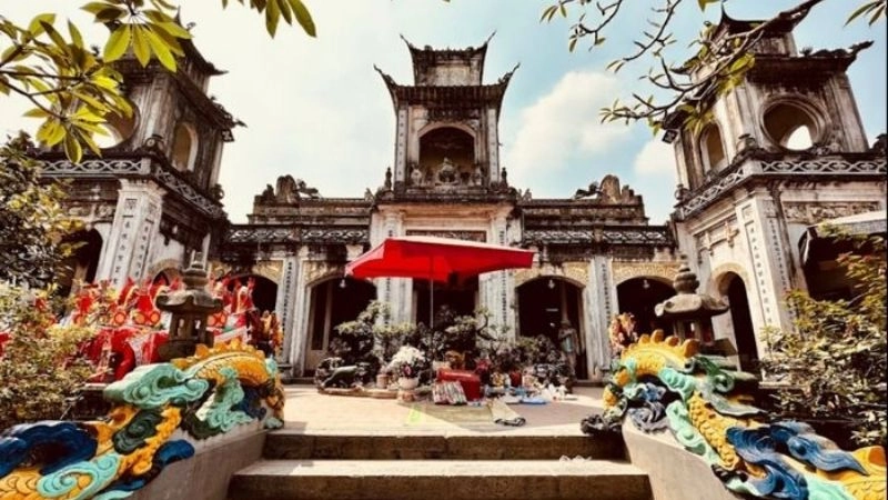 Kiến trúc đền Bão Lộc cổ kính đậm nét văn hóa dân gian