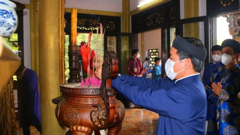 Đền Huyền Trân thờ ai tưởng niệm công chúa hy sinh