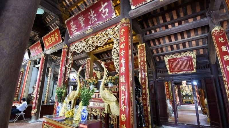 Đền Lý Bát Đế kiến trúc cổ kính đầy uy nghi