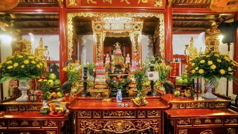 Lễ hội đền Ngọc Sơn rộn ràng không khí linh thiêng