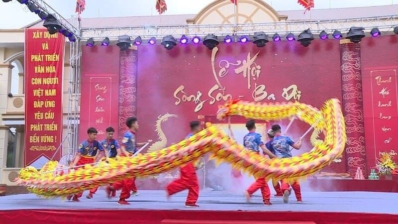 Trải nghiệm cá nhân khi thăm đền Sòng Sơn