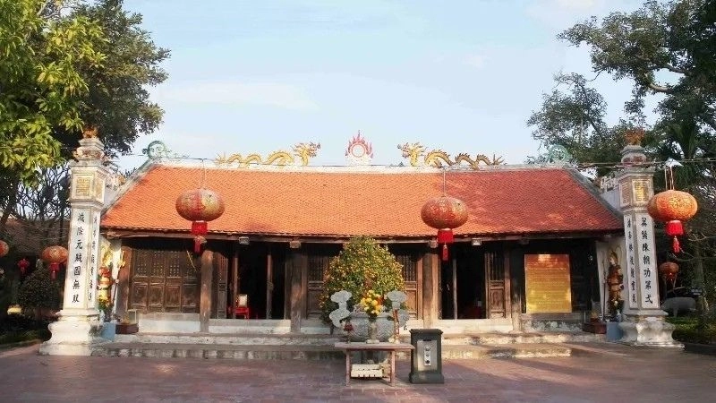 Giá vé Đền Trần tham quan chiêm bái cho du khách