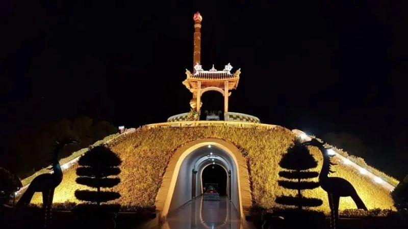 Cảm nhận không khí đêm thành cổ Quảng Trị thiêng liêng