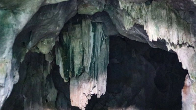 Khám phá di tích khảo cổ hang Con Moong đầy bí ẩn