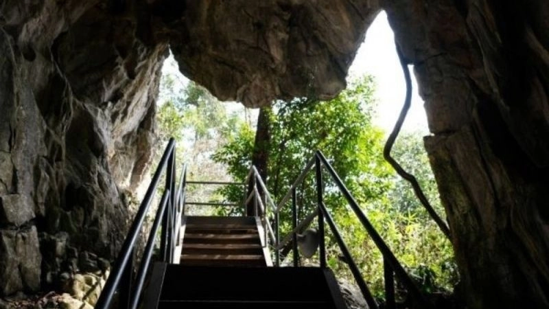 Check-in tại hang Con Moong Thanh Hóa đầy cổ kính