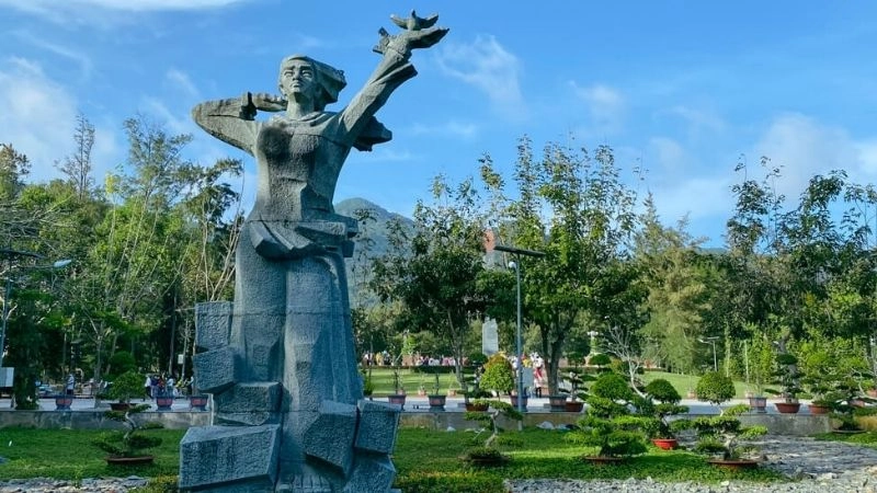 Hình ảnh Nghĩa trang Hàng Dương chân thực