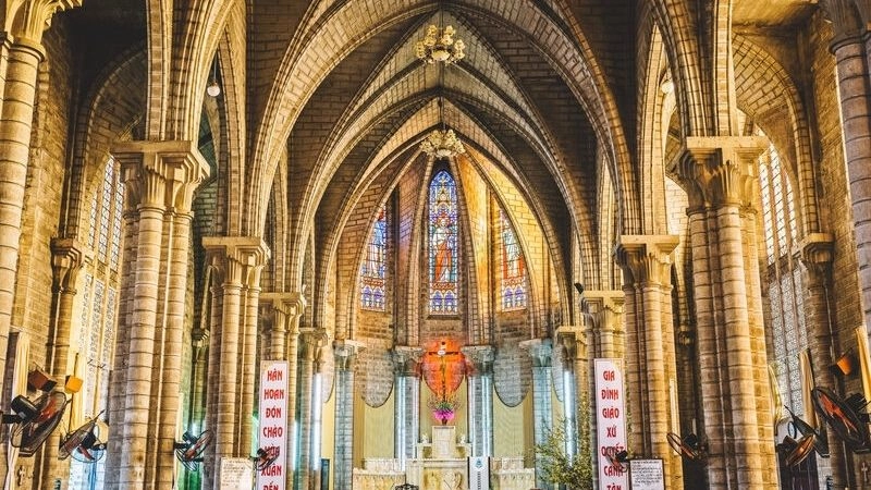Nhà thờ đá Nha Trang có gì hấp dẫn du khách bốn phương