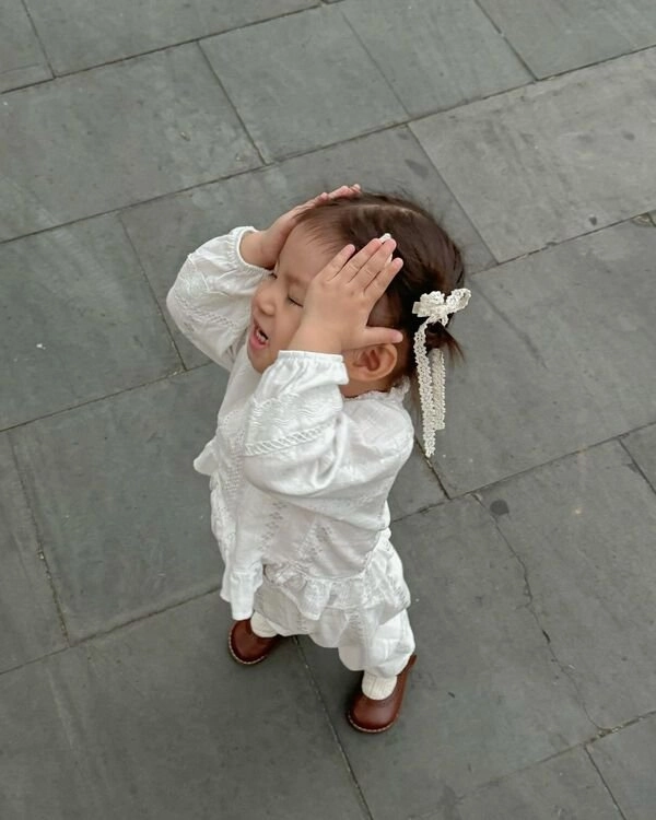 Pam yêu ơi meme khiến ai cũng bật cười thích thú