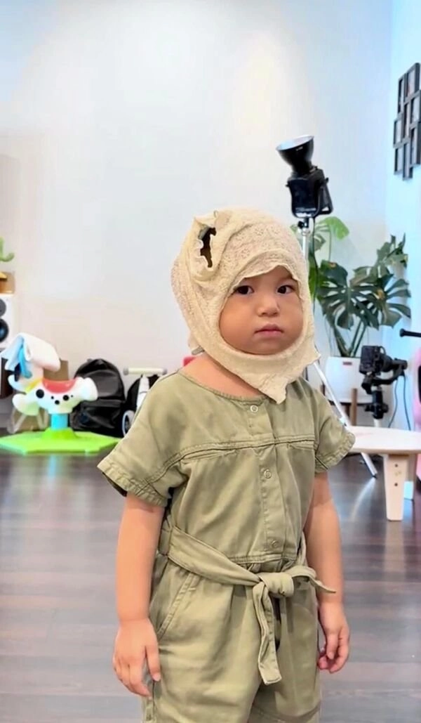 Meme em Pam dễ thương khiến mọi người thích thú