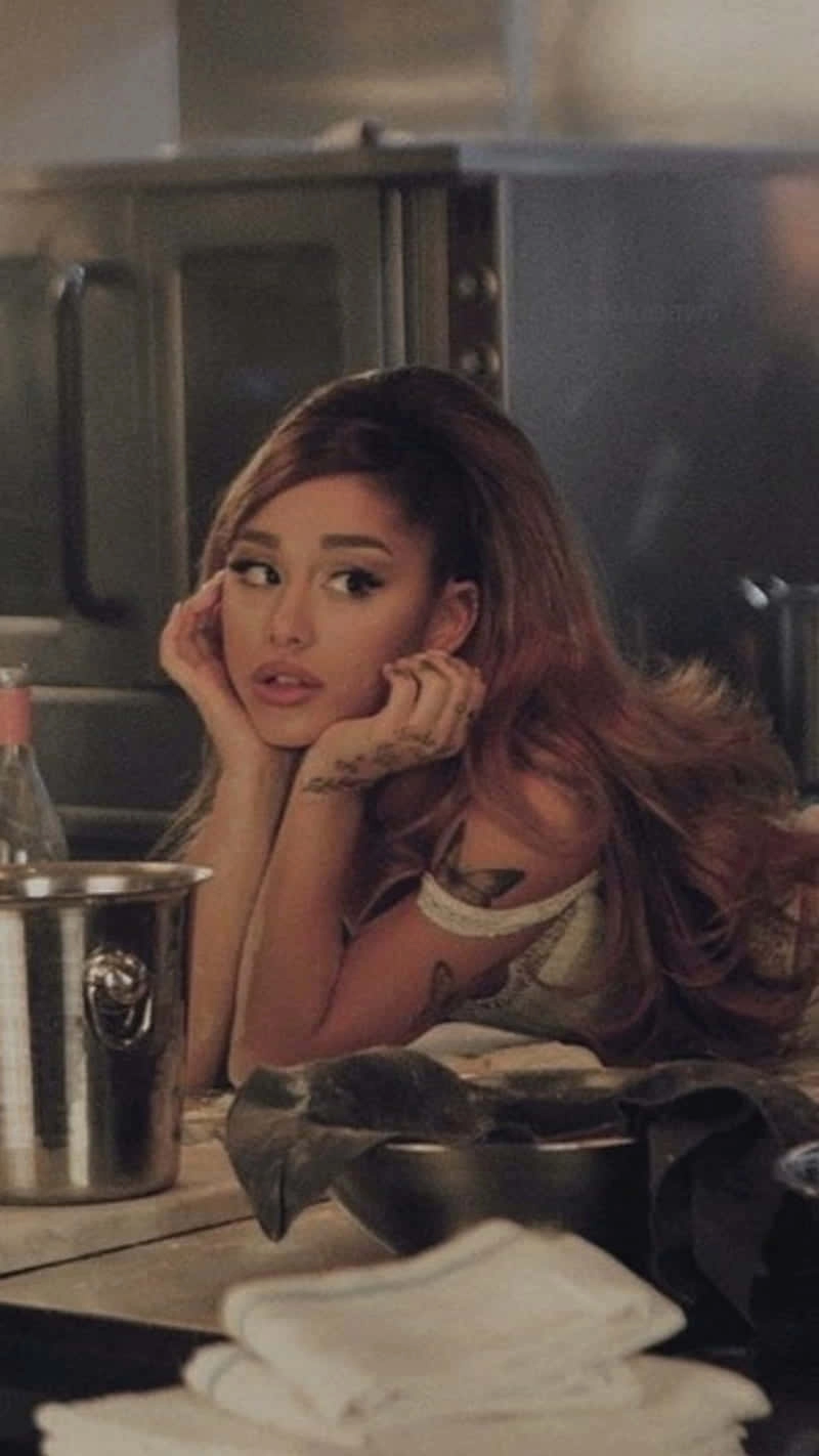 Ariana Grande 2024 cột mốc mới trong sự nghiệp