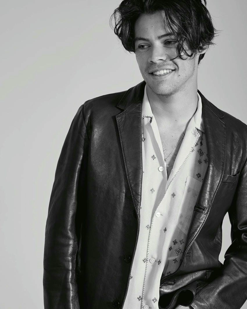 Harry Styles song giai điệu gây nghiện khắp mạng xã hội