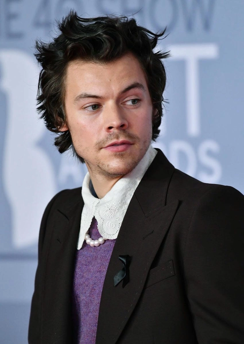 Harry Styles gf chuyện tình khiến fan tò mò mãi mãi