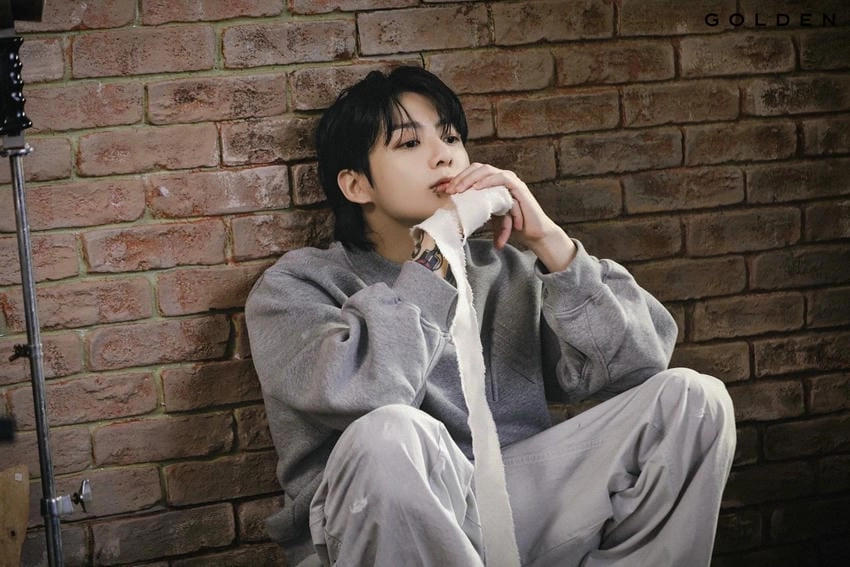 CK Jungkook thời trang cá tính làm fan mê mẩn