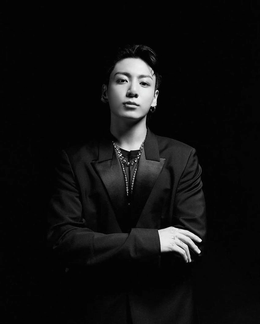 Jungkook hair thay đổi kiểu tóc luôn dẫn trend