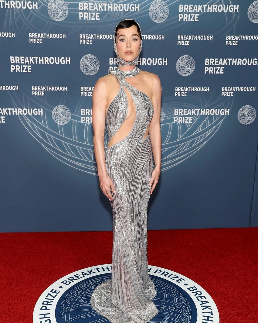 Hot N Cold Katy Perry sôi động đầy cá tính trẻ trung