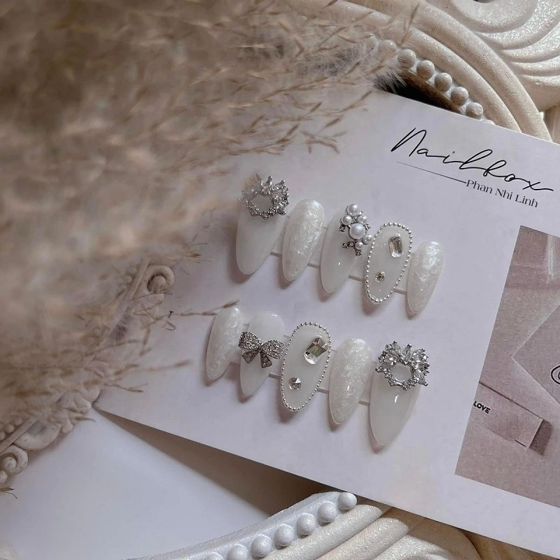 Nail box đẹp ấn tượng giúp nàng luôn tự tin tỏa sáng