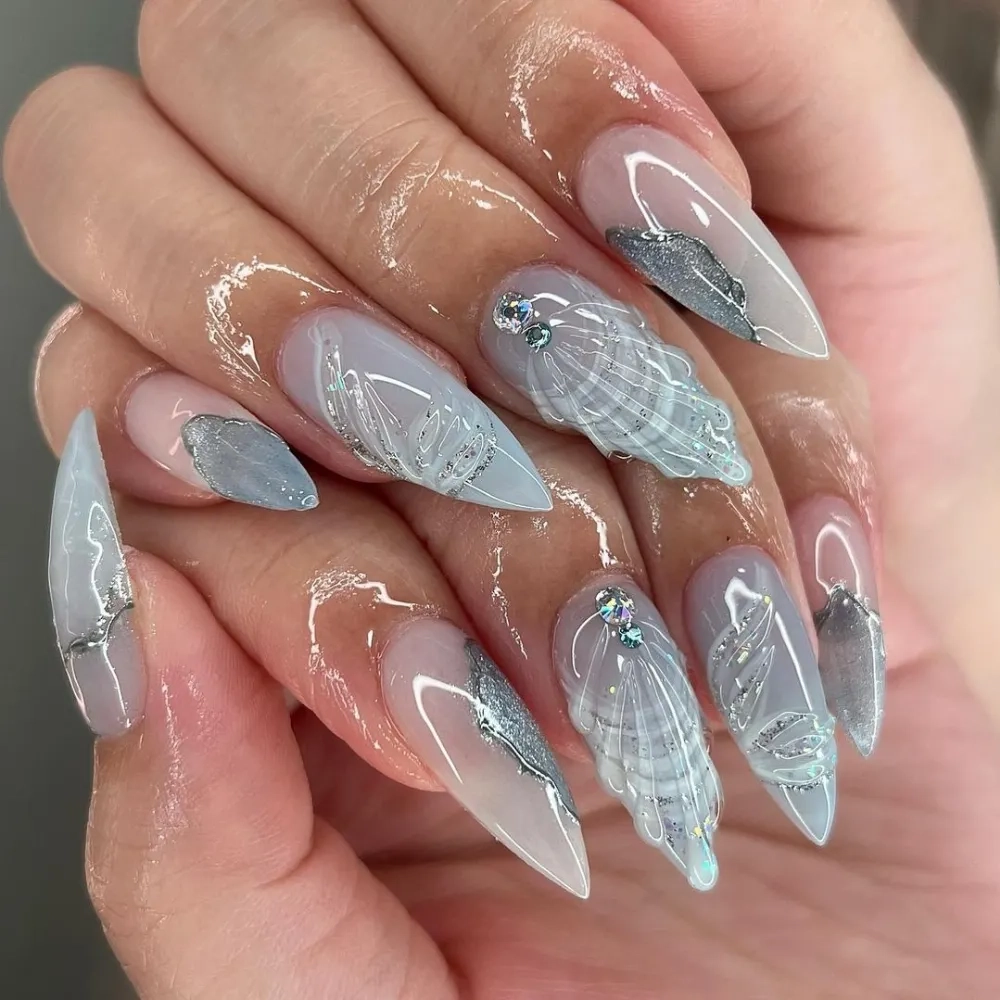 Mẫu nail ngắn đi biển xinh xắn đầy cá tính riêng