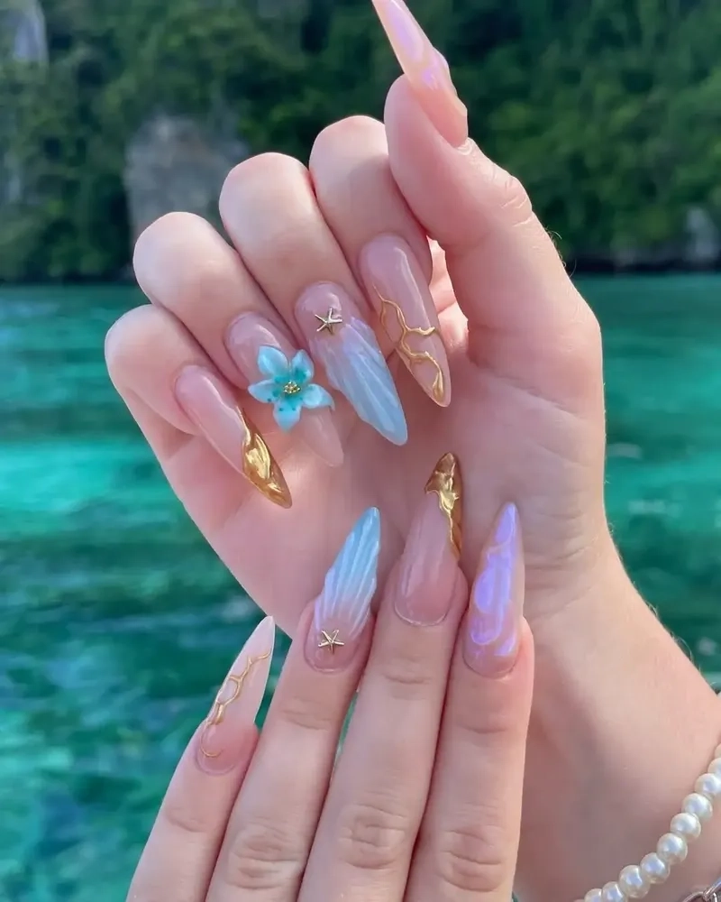 Nail hợp đi biển thanh lịch và tràn đầy sức sống