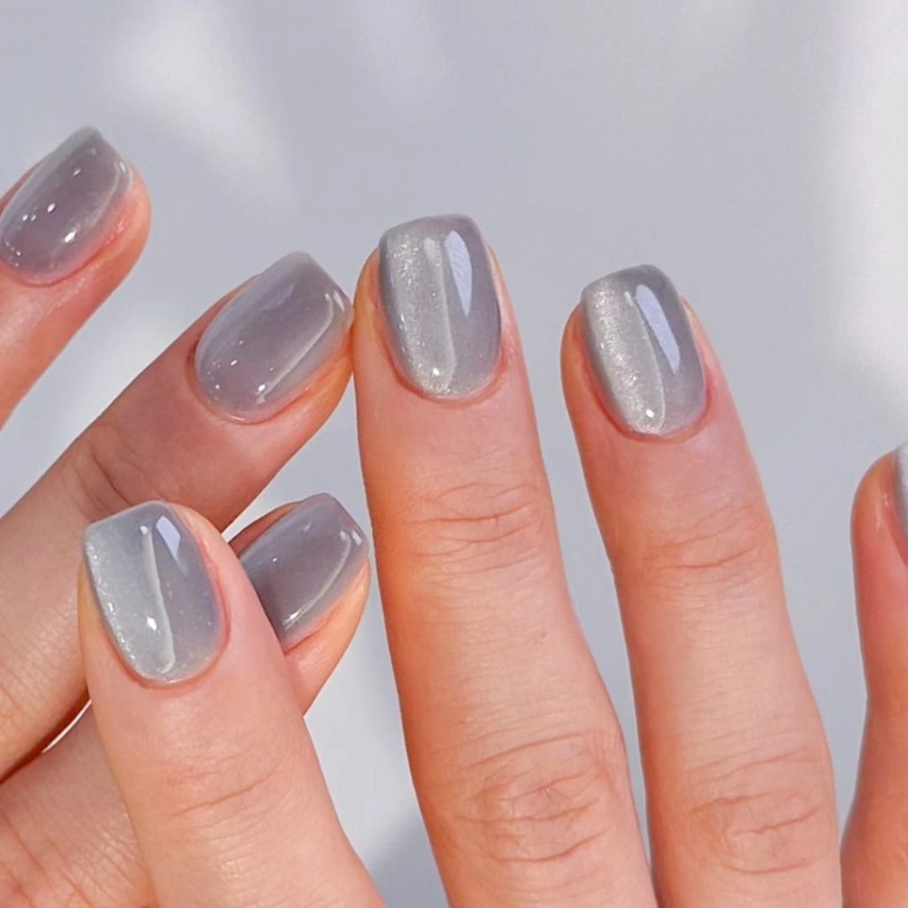 Nail mắt mèo đơn giản vẫn giữ nét cuốn hút riêng