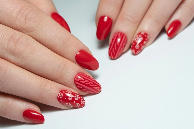 Làm nail ăn tết duyên dáng may mắn rạng ngời