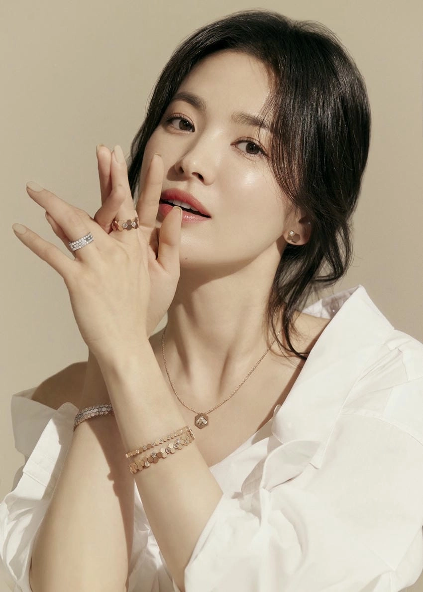 Instagram Song Hye Kyo ngập tràn khoảnh khắc đẹp