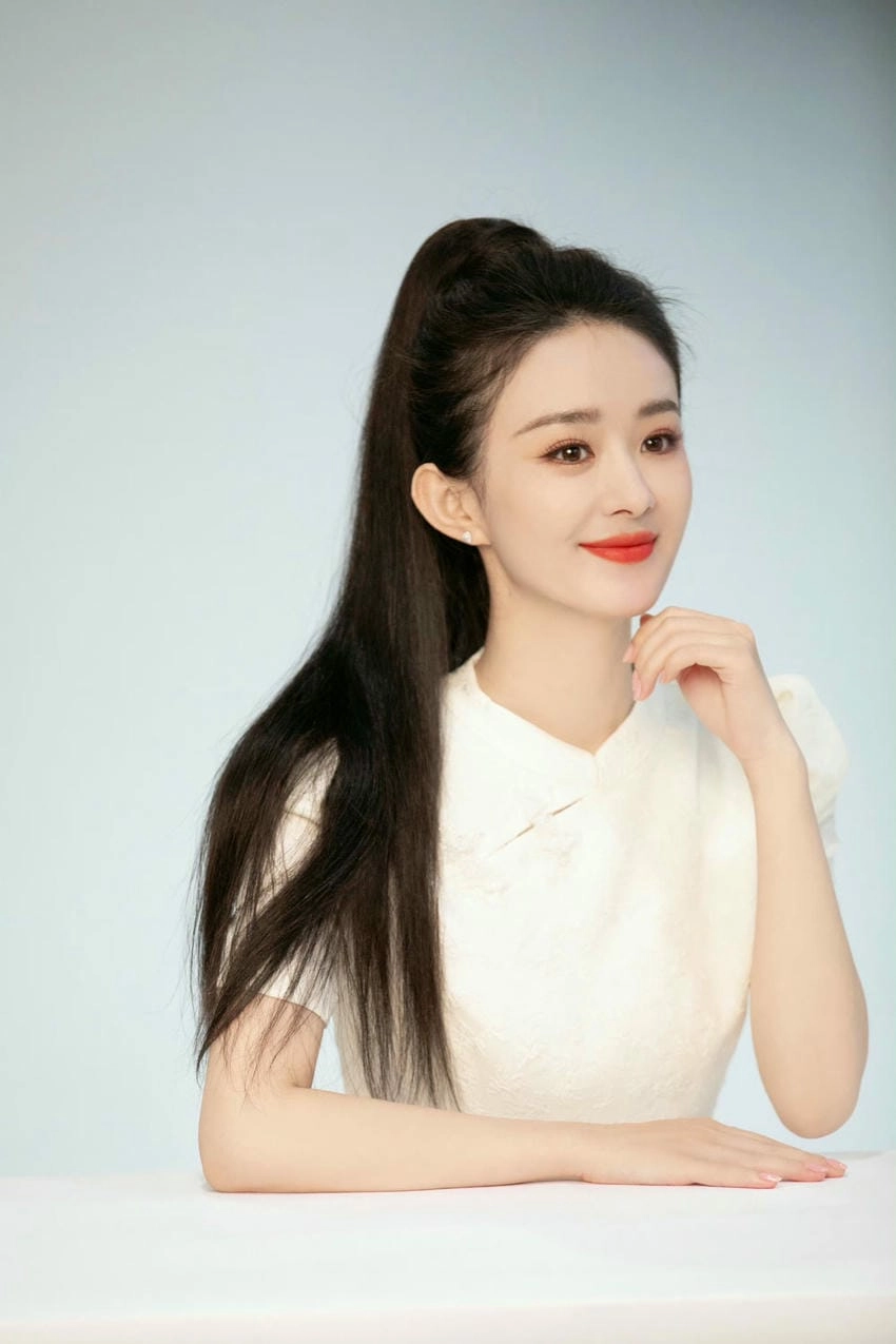 Diễn viên Triệu Lệ Dĩnh khẳng định vị thế trong làng giải trí