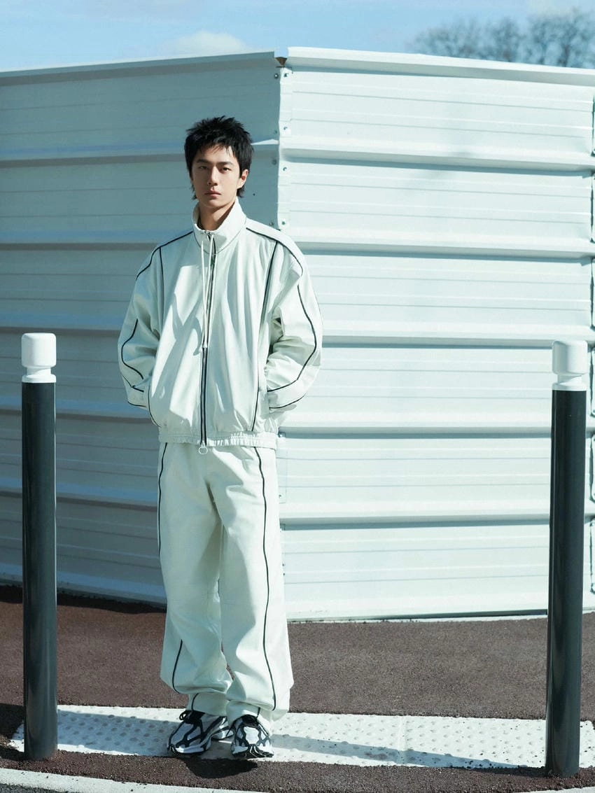 Meme Vương Nhất Bác rầm rộ mạng xã hội