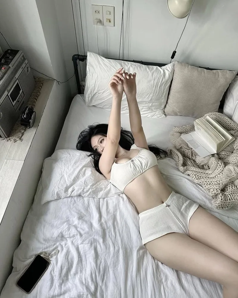 Lưu về máy những ảnh gái xinh mặc đồ bikini ấn tượng