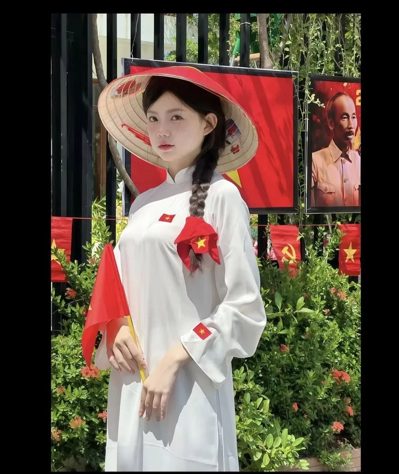 Phong cách năng động cùng ảnh chị gái cute