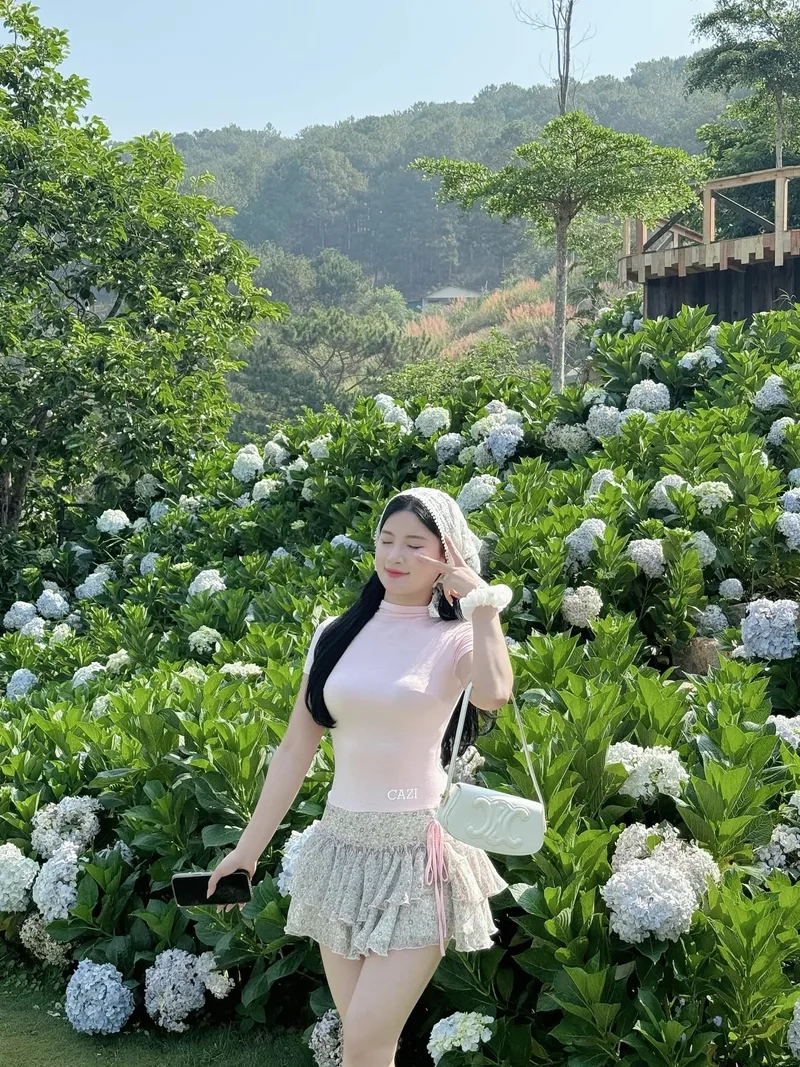 Khám phá Tải ảnh gái xinh Instagram để thêm vui mỗi ngày