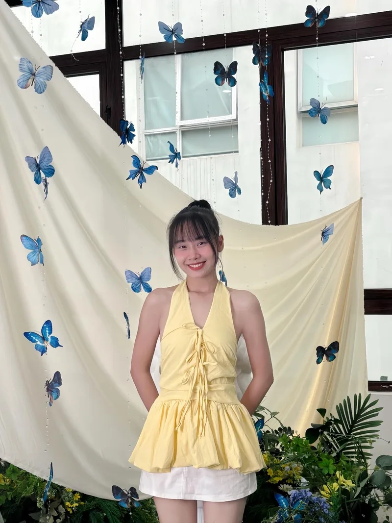 Chọn lọc hình hot ảnh gái xinh lớp 11 đáng yêu