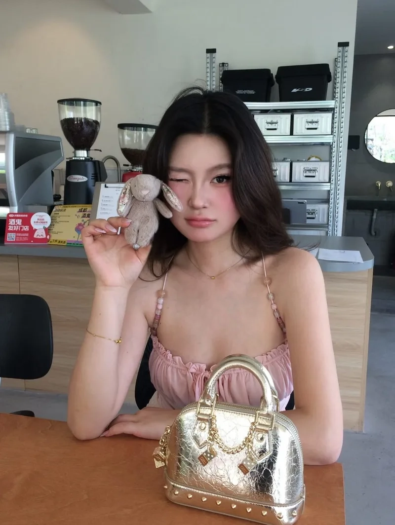 Thêm thu hút cho mạng xã hội cùng gái việt nam xinh