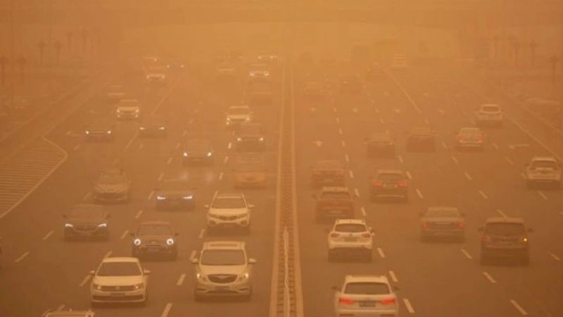 Tầm nhìn suy giảm nghiêm trọng khi xảy ra bão cát